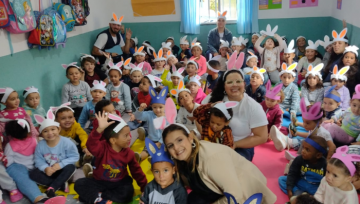 Creche na Correia celebra a Páscoa com ação social da empresa.